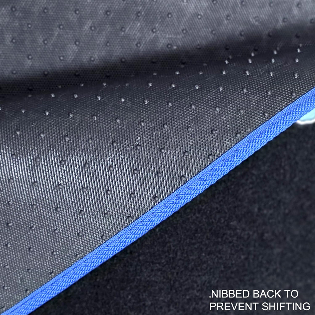Stitch floor mat set detail